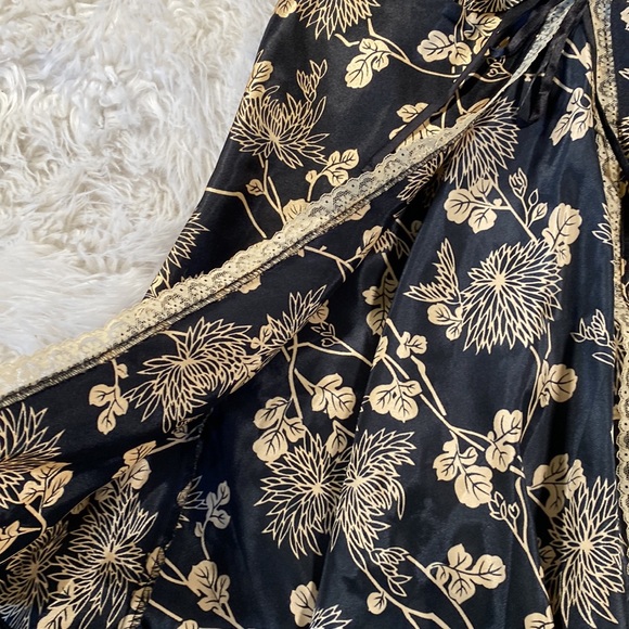 Victoria’s Secret • 2011 Vintage Tie Front Babydoll Floal - Picture 3 of 10